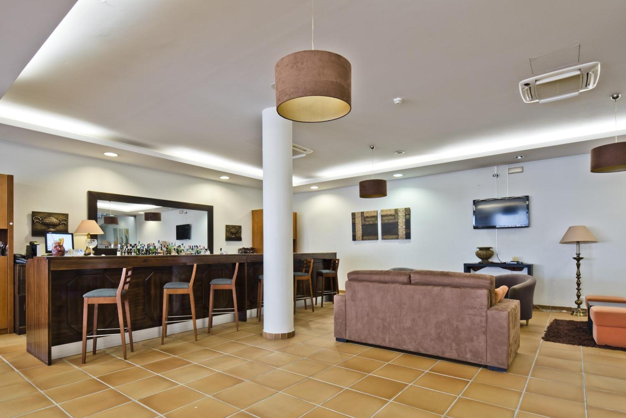 Lam Hotel Estarreja Dış mekan fotoğraf